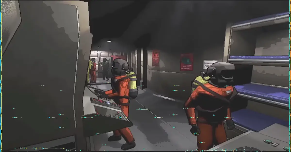 Quatre joueurs en combinaisons orange explorant un complexe industriel sombre dans Lethal Company.