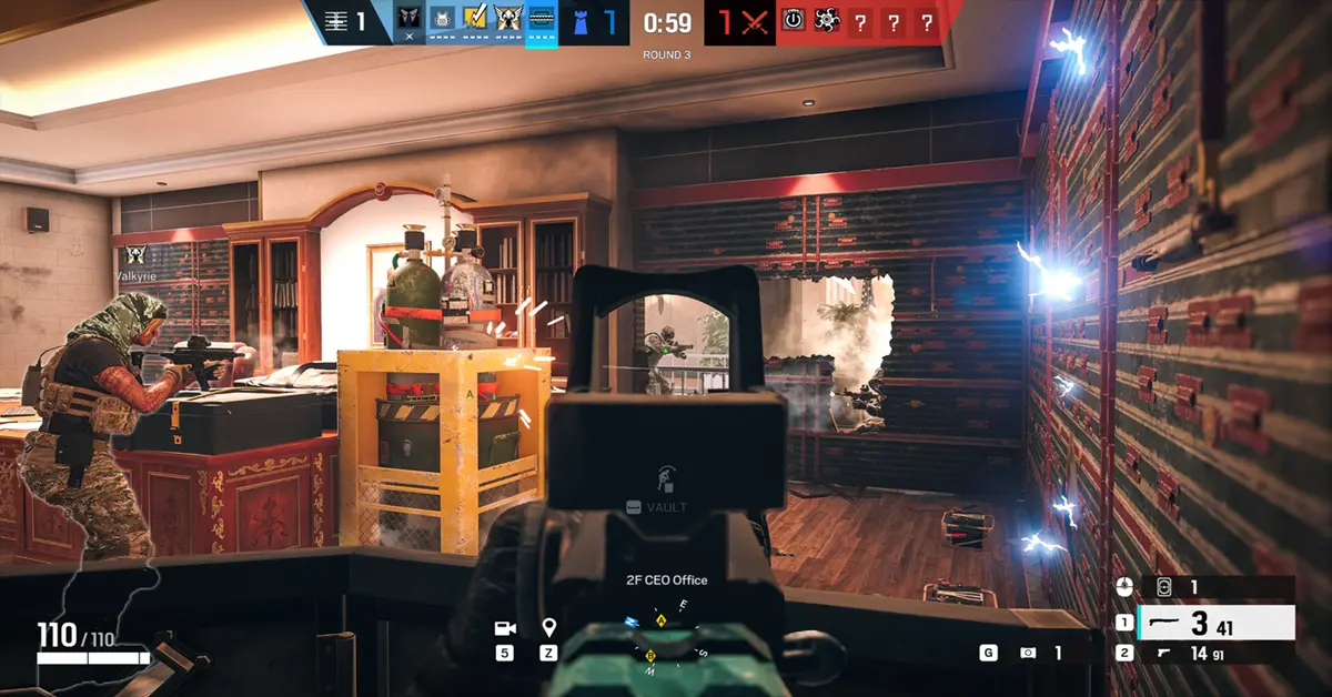 Les agents de Rainbow Six Siege franchissant un mur renforcé