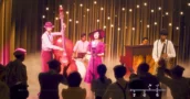 La Épopée de 50 Ans de SEGA, Stranger Than Heaven, Transforme les Performances Scéniques en un Intense Mini-Jeu Criminel