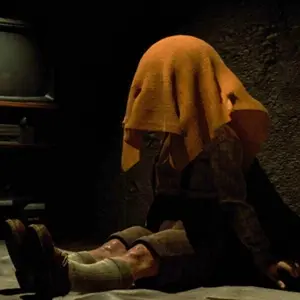 The Cabin Factory – Poupée