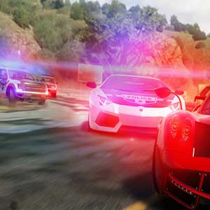 The Crew Calling All Units Course avec la police